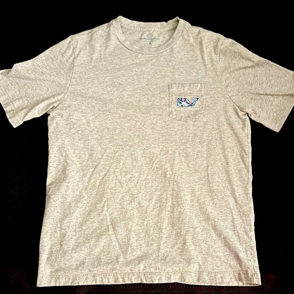 BOYS Vineyard Vines Tee EUC